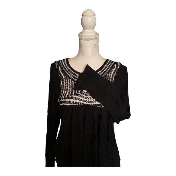 Free People Soulmate Crochet Tunic Top Black Waffle Knit Long Sleeves Size S - Picture 7 of 9